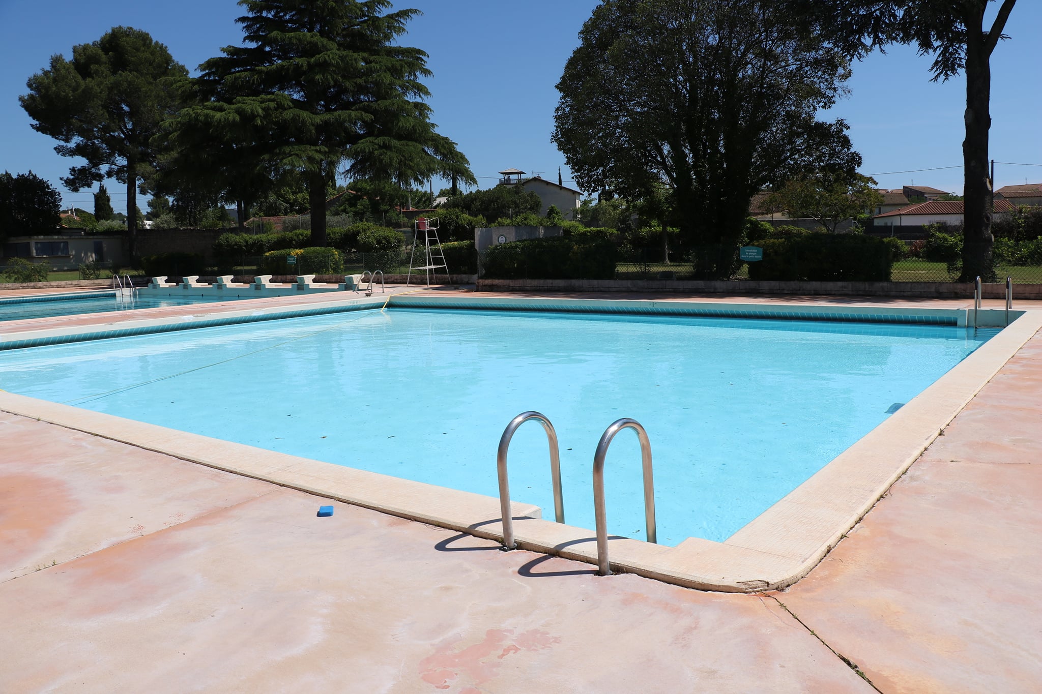 Piscine vauvert