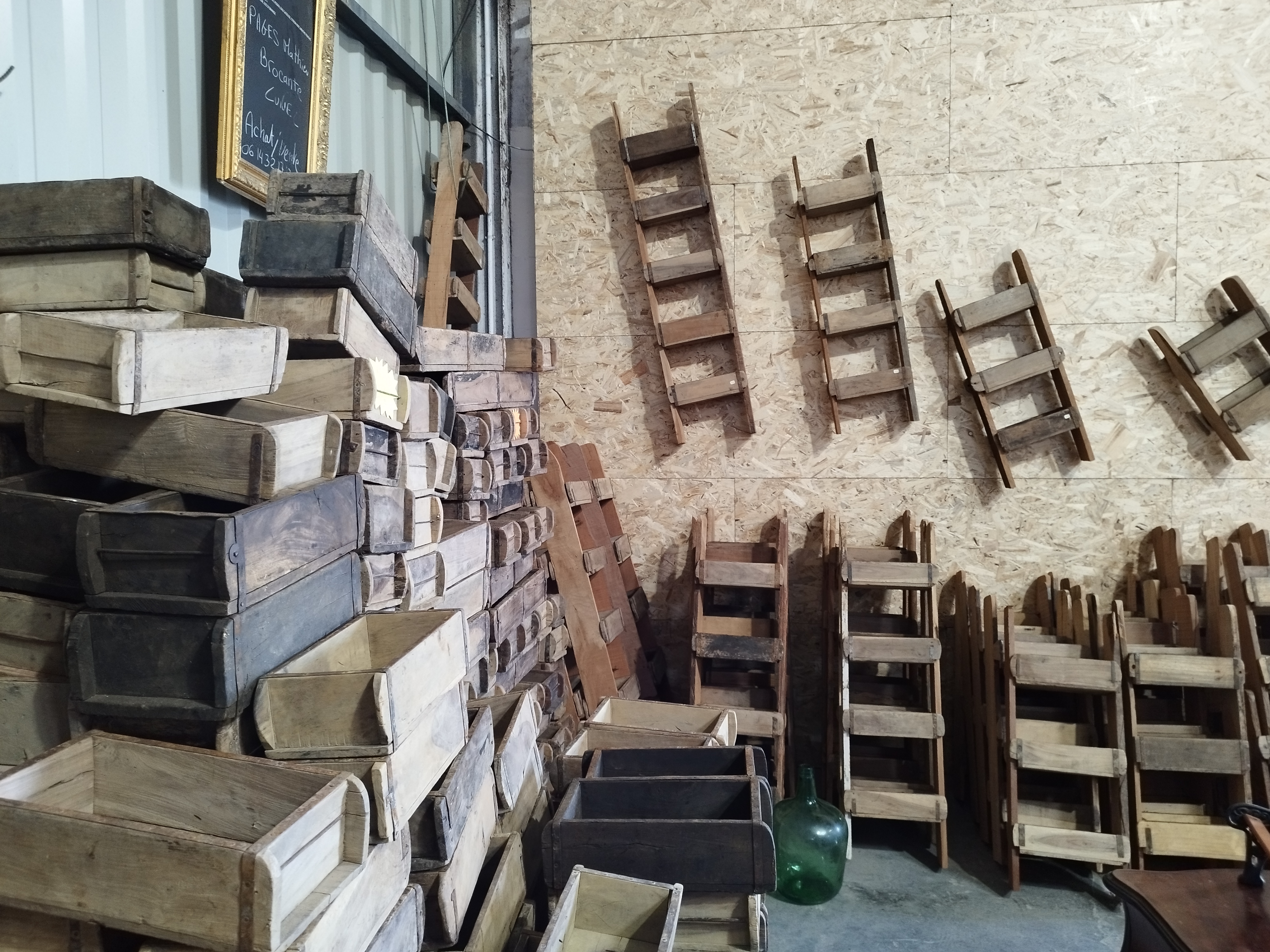 Marché aux puces - Tous les dimanches à Vauvert