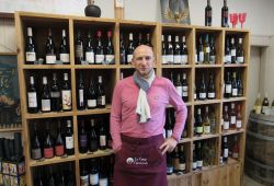 friendly cellar vauvert