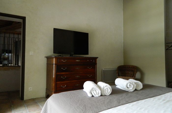 Vernet furnished Franquevaux