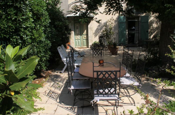 Vernet furnished Franquevaux
