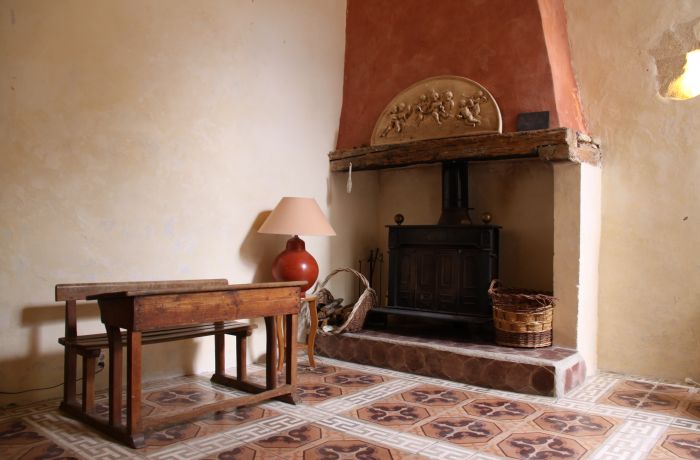 Vernet furnished Franquevaux