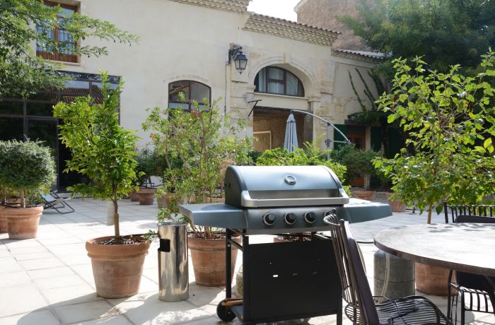 location ancienne abbaye de franquevaux gite lou pitchoun