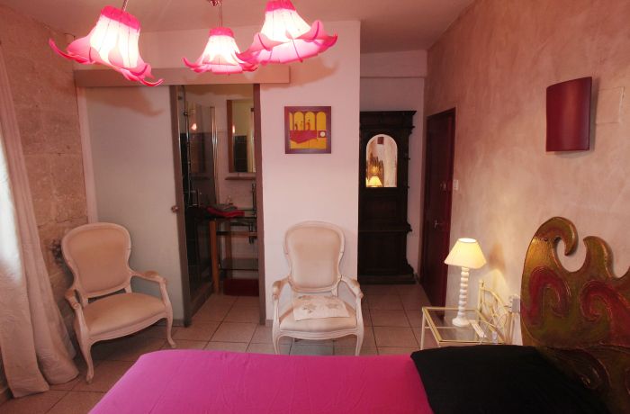rental the Louvre room 3 Vauvert