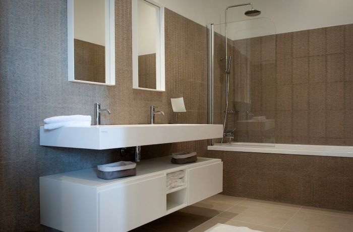 Gîtes de France 5 épis Chateau Bellefontaine Mansion bathroom master suite