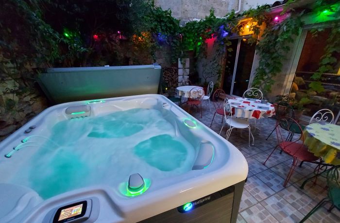 jacuzzi couleurs du sud