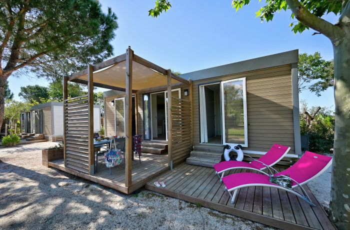 Camping le mas de mourgues in Camargue mobile home Oranger