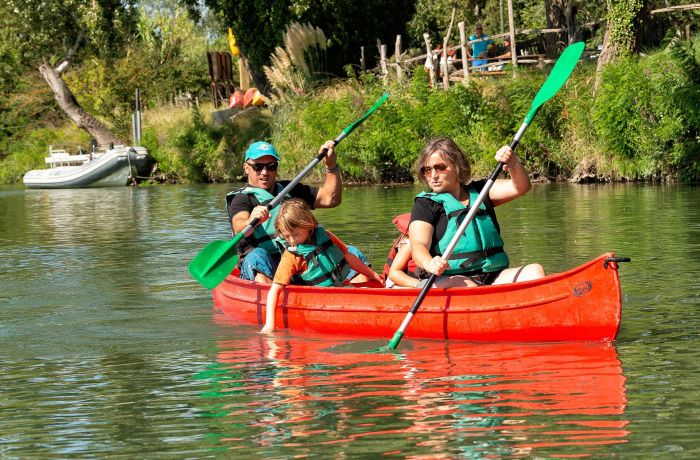 camargue kayak
