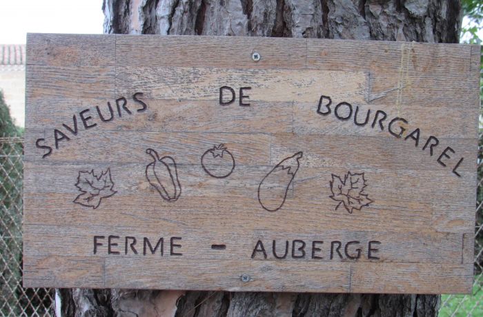 The Bourgarel Farm Inn in Gallician
