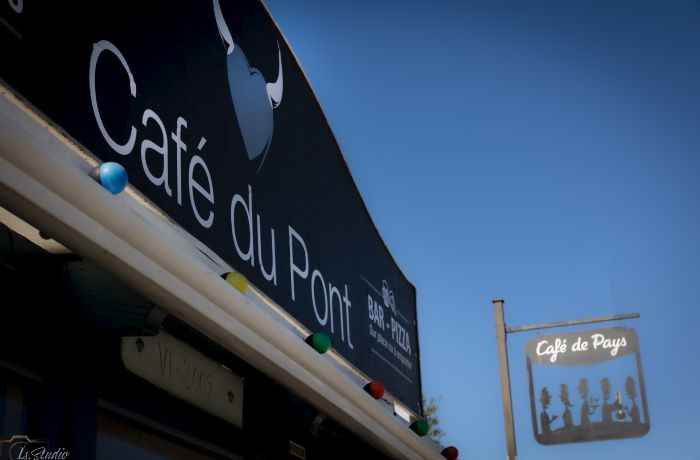 Gallicien Bridge Café
