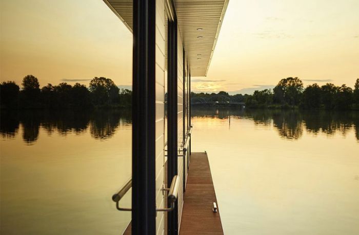 houseboat Camargue Port de Saint-Gilles dans le Gard